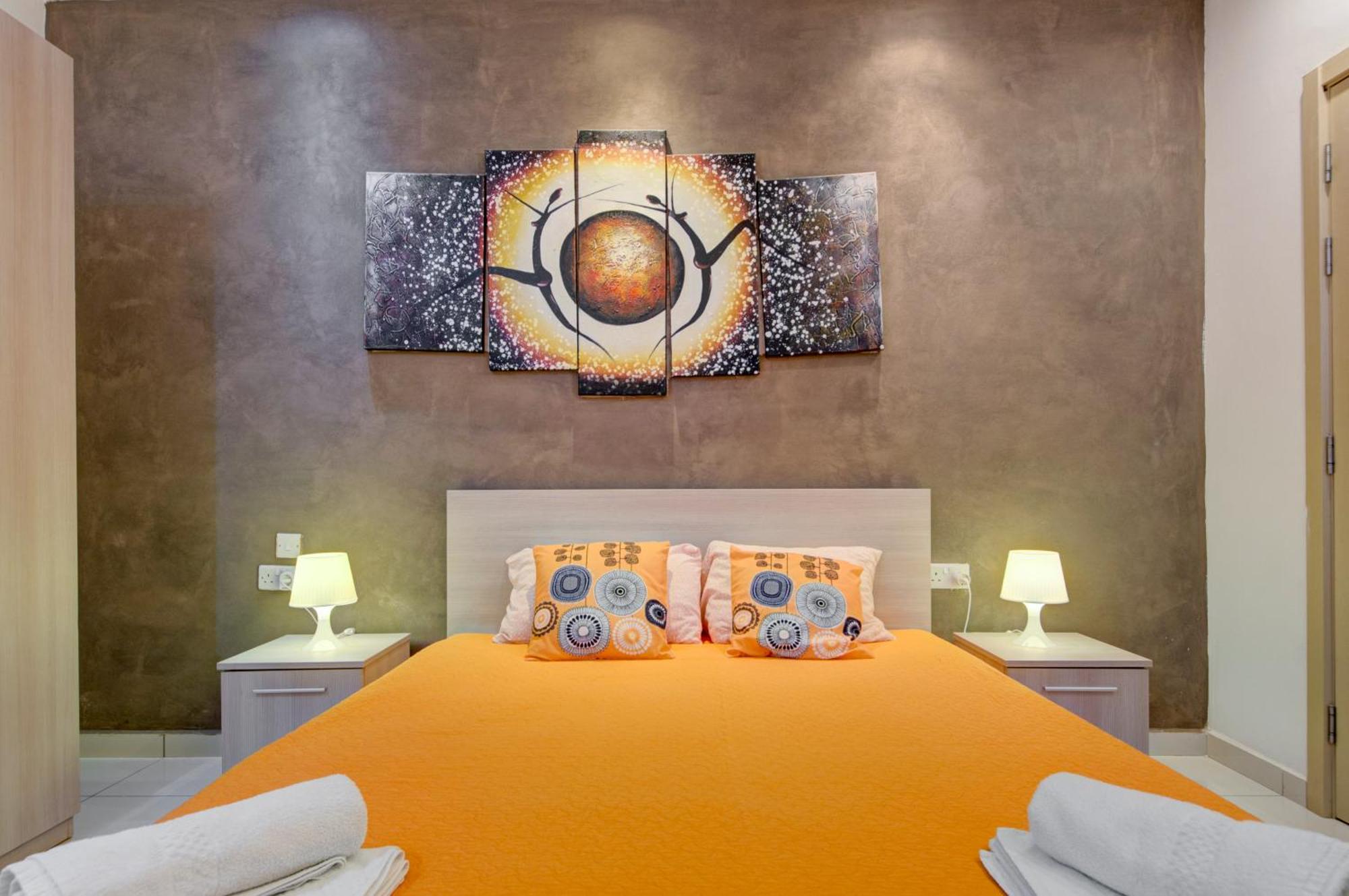 Sapphire Residences - & Penthouse In By Shortletsmalta Appartement Sliema