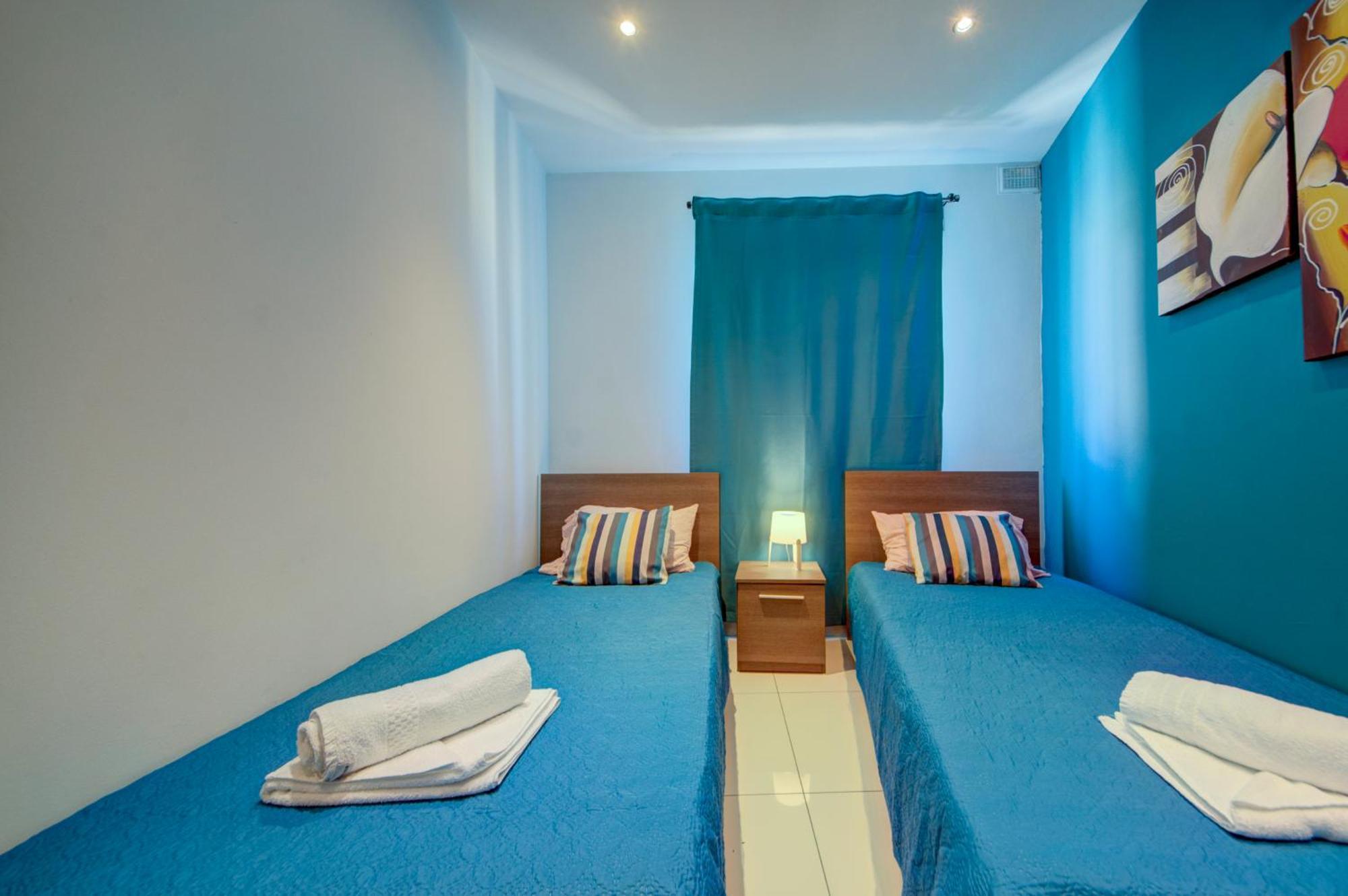 Sapphire Residences - & Penthouse In By Shortletsmalta Sliema