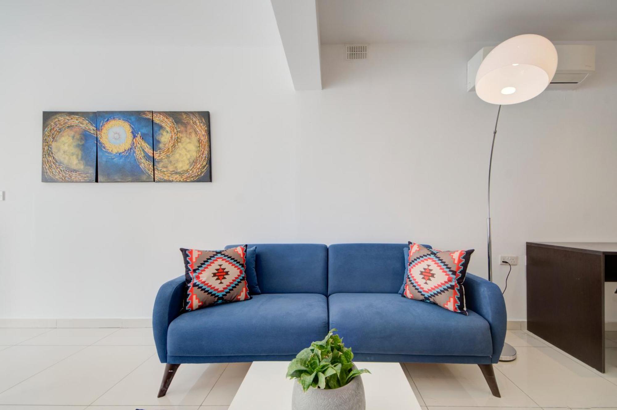 Sapphire Residences - & Penthouse In By Shortletsmalta